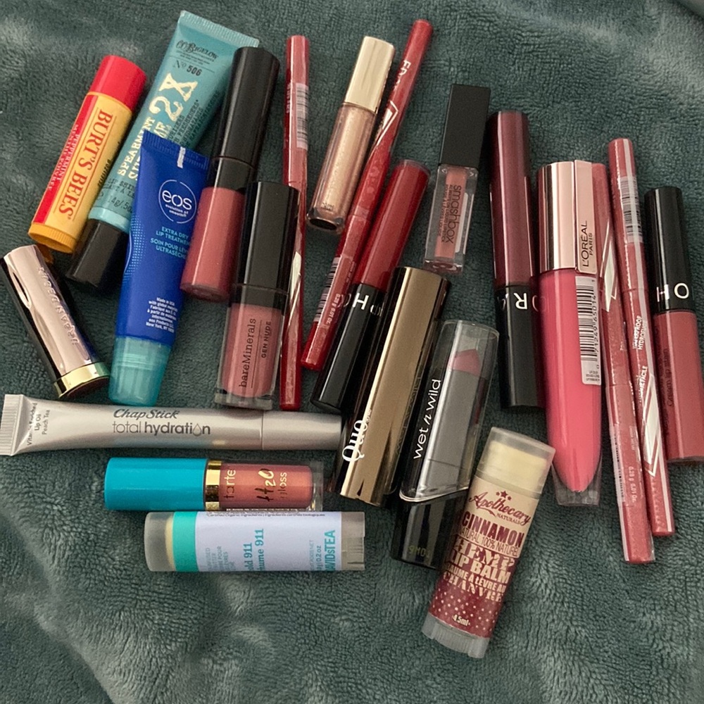 New assorted lip products bundle